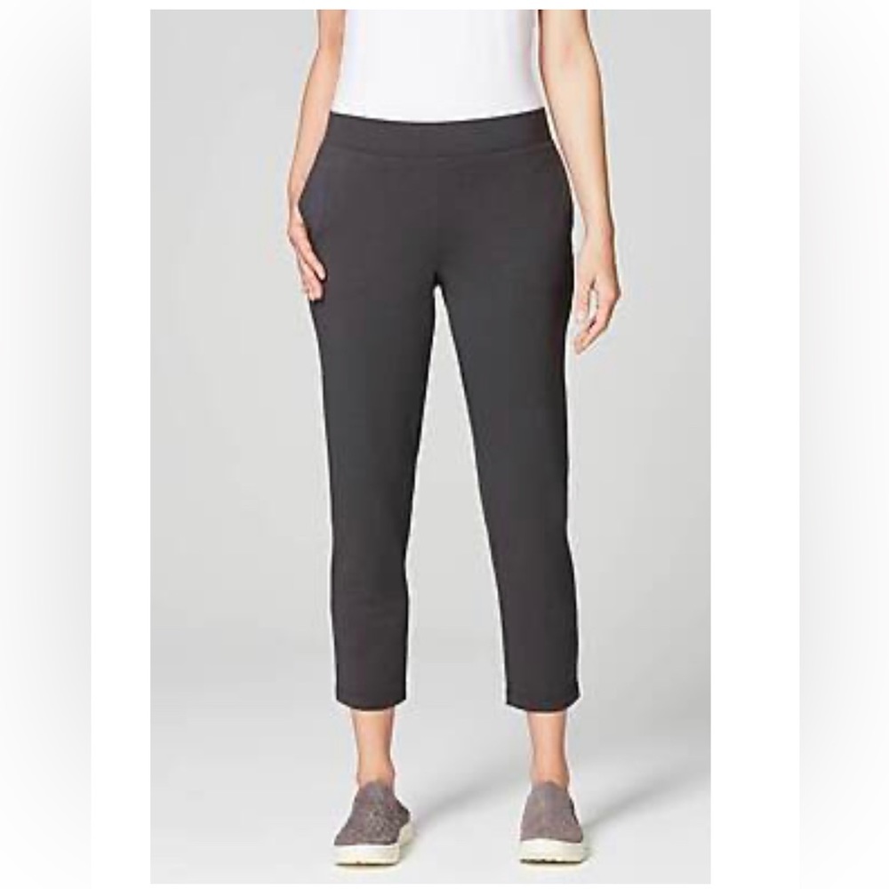 J JILL 
PURE JILL 
AFFINITY KNIT SLIM LEG CROPS GRANITE
L / Large 
NWT $59